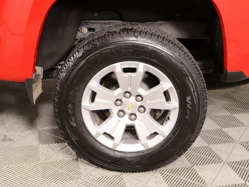 Used 2019 Chevrolet Colorado LT w/ LT Convenience Package image 18