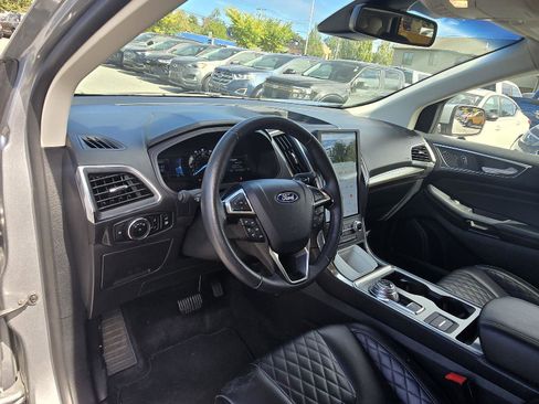 Used 2024 Ford Edge Titanium AWD/4WD image 13