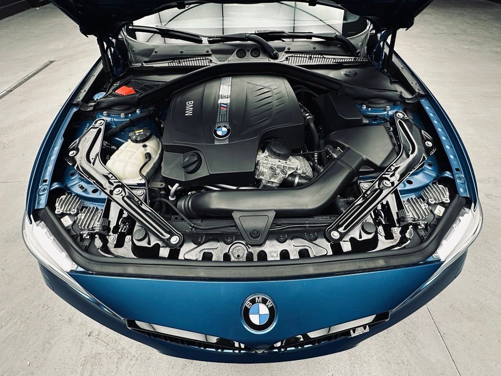Used 2017 BMW M2 RWD image 40
