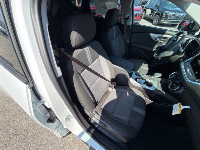 New 2026 Chevrolet Blazer LT w/ Convenience Package FWD image 26