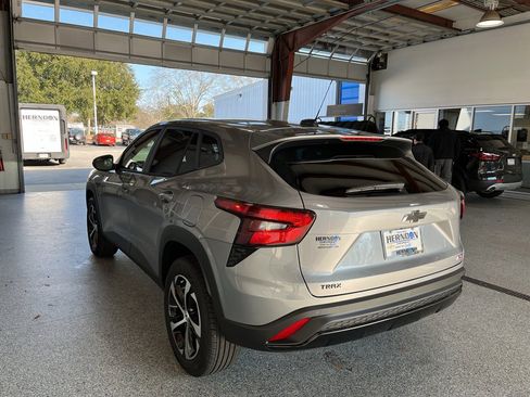 New 2026 Chevrolet Trax RS w/ Driver Confidence Package image 6