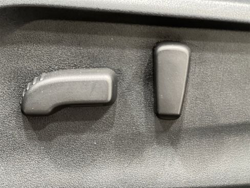 Certified 2024 Subaru Ascent Premium w/ Convenience Package image 12