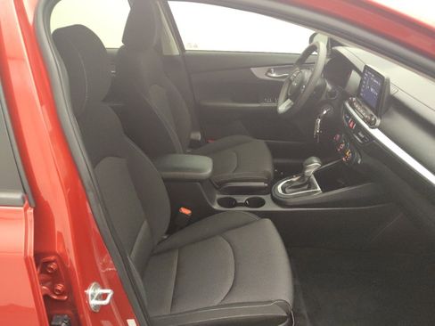 Used 2023 Kia Forte LXS image 21