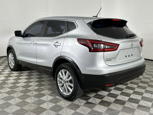Used 2021 Nissan Rogue Sport S image 8