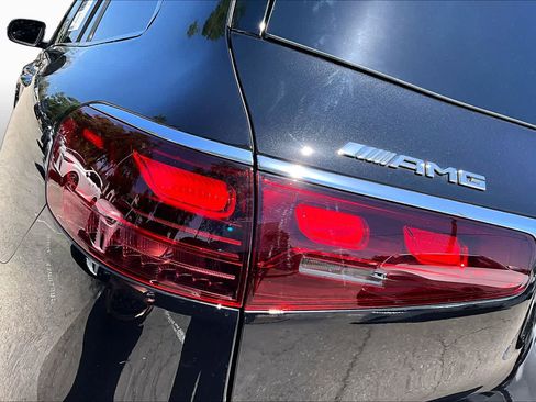 Used 2025 Mercedes-Benz GLS 63 AMG 4MATIC image 29