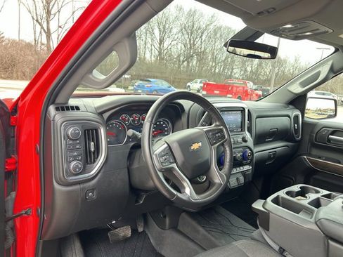 Used 2021 Chevrolet Silverado 1500 LT image 10
