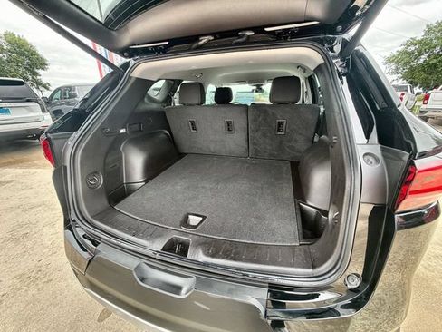 Used 2023 Chevrolet Blazer LT w/ Convenience Package FWD image 25