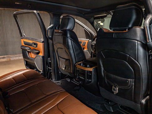 Used 2019 RAM 1500 Limited image 23