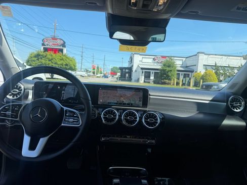 Used 2019 Mercedes-Benz A 220 image 20