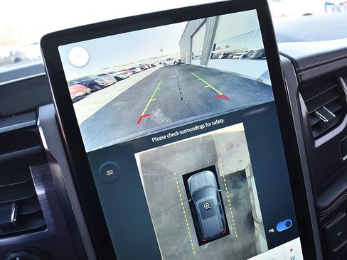 Used 2022 Ford Expedition Max Platinum image 23