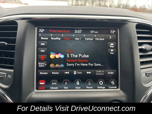 Used 2018 Jeep Grand Cherokee Limited image 24