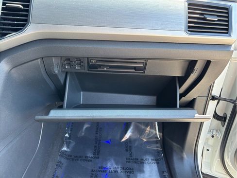 Used 2018 Volkswagen Atlas SE AWD/4WD image 41