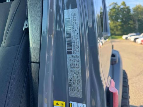 Used 2020 Jeep Wrangler Unlimited Sport AWD/4WD image 13