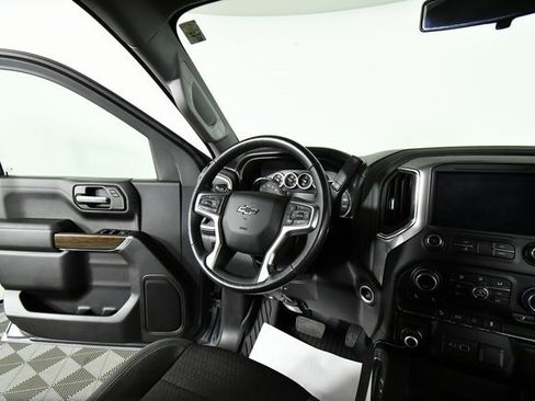 Used 2021 Chevrolet Silverado 1500 LT Trail Boss image 19