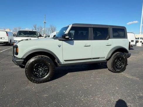 Used 2021 Ford Bronco First Edition AWD/4WD image 4