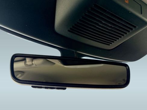 New 2026 Nissan Pathfinder SL image 16