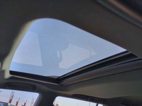 Used 2022 Lexus GX 460 image 19