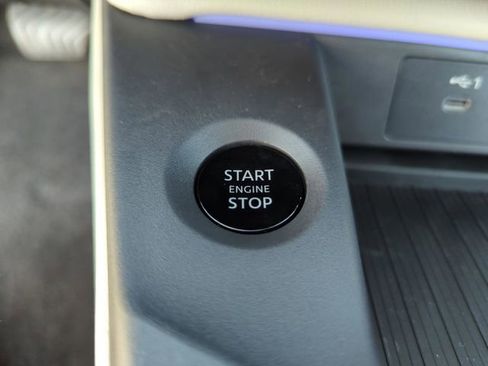 New 2026 Nissan Sentra SL w/ Floor Mat Package FWD image 39