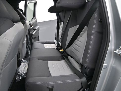 Used 2025 Toyota Tacoma TRD Sport image 12