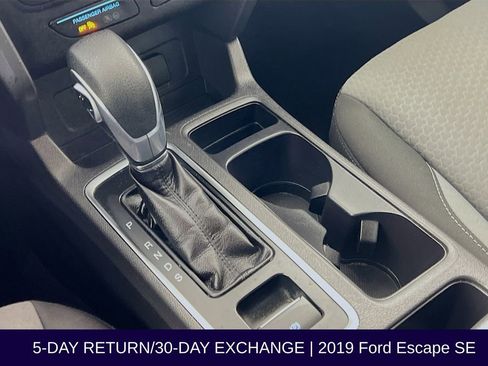 Certified 2019 Ford Escape SE image 22