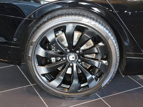 Used 2022 Bentley Flying Spur V8 image 46