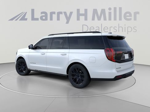 New 2026 Ford Expedition Max Platinum w/ Stealth Appearance Package AWD/4WD image 4