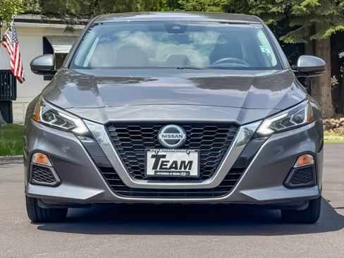 Used 2021 Nissan Altima 2.5 SV w/ SV Premium Package FWD image 10