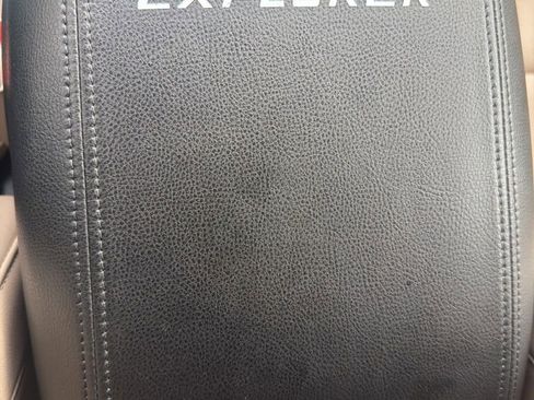 Used 2022 Ford Explorer XLT w/ Equipment Group 202A image 24