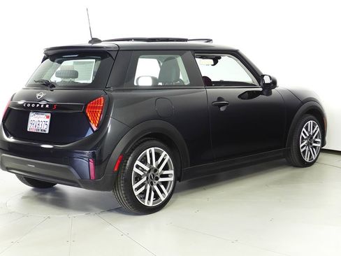 Certified 2025 MINI Cooper S image 6