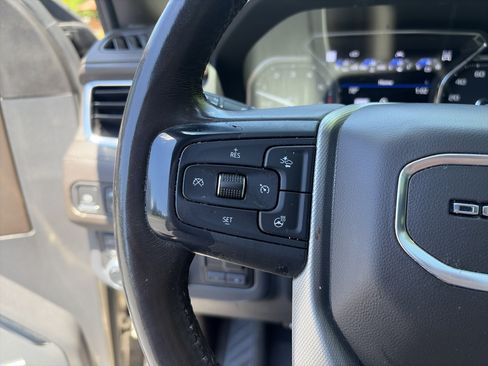 Used 2021 GMC Yukon Denali w/ Denali Ultimate Package AWD/4WD image 41