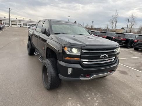Used 2017 Chevrolet Silverado 1500 LT image 25