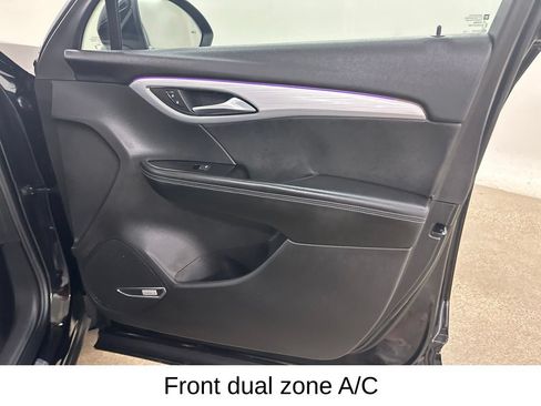 Used 2024 Buick Envision Avenir AWD/4WD image 21