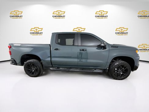 Used 2025 Chevrolet Silverado 1500 LT Trail Boss w/ Convenience Package II AWD/4WD image 9