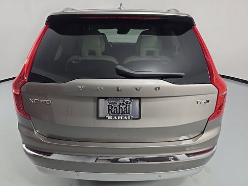 Used 2022 Volvo XC90 T6 Inscription w/ Advanced Package image 5
