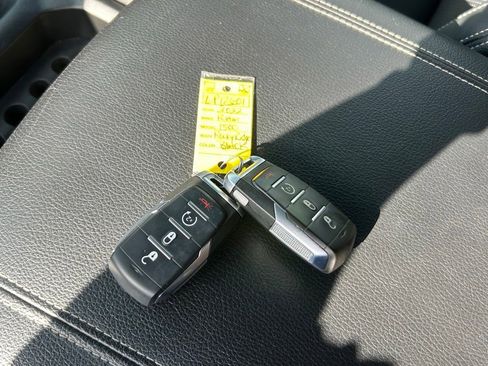 Used 2022 RAM 1500 Big Horn AWD/4WD image 47