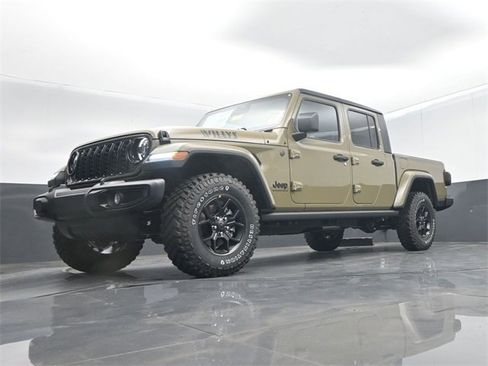 New 2026 Jeep Gladiator Willys image 43