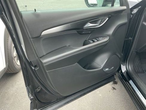 Used 2025 Buick Envision Preferred AWD/4WD image 18