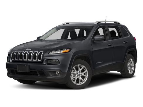 Used 2018 Jeep Cherokee Latitude Plus FWD image 1