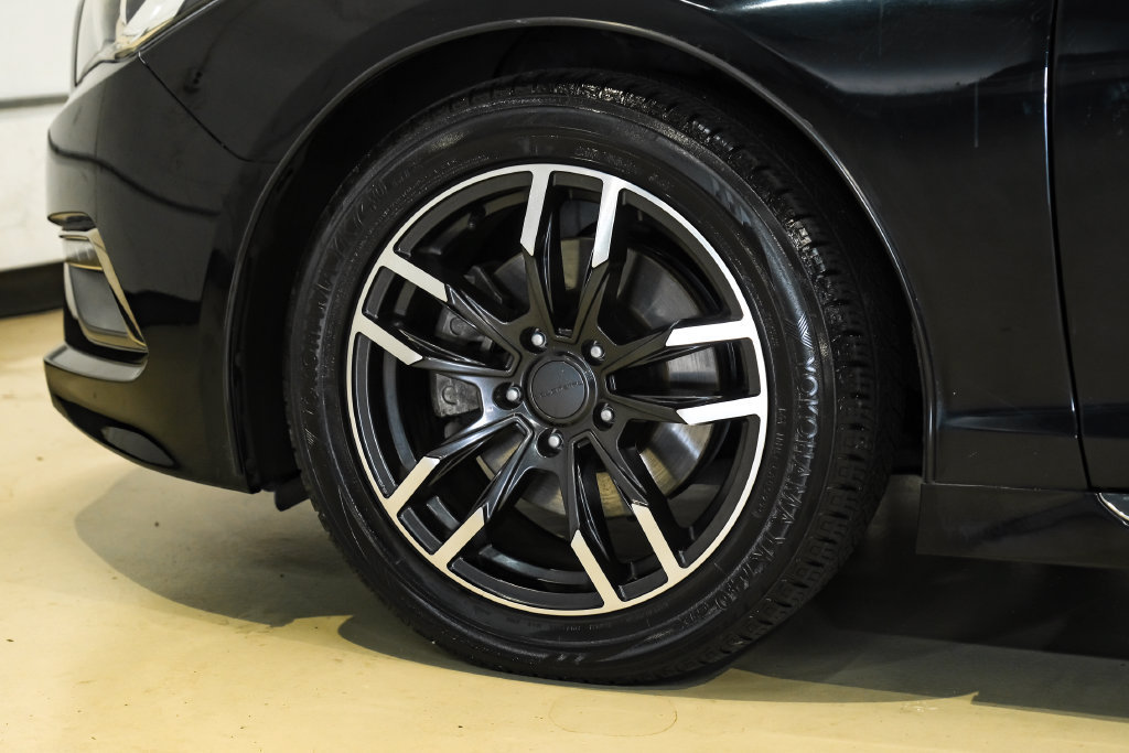 Used 2015 Hyundai Sonata Limited w/ Option Group 05 FWD image 51