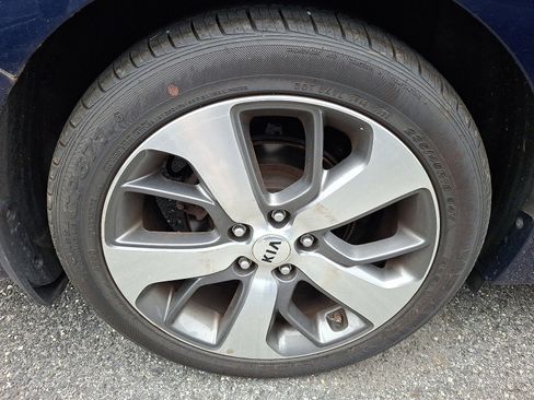 Used 2019 Kia Optima S w/ S Panoramic Sunroof Package FWD image 7