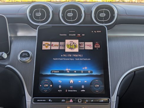 Used 2025 Mercedes-Benz GLC 43 AMG AMG GLC 43 image 21