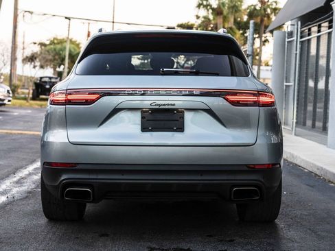 Used 2020 Porsche Cayenne AWD/4WD image 13