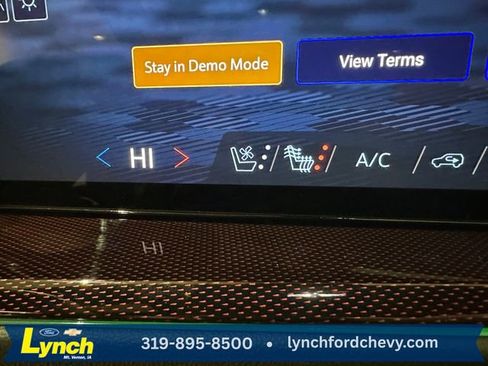 Used 2026 Chevrolet Traverse RS w/ LPO, Floor Liner Package image 14