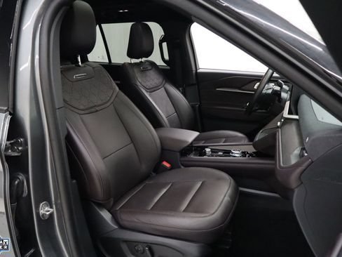 Certified 2025 Ford Explorer Platinum w/ LUX Leather Package image 12