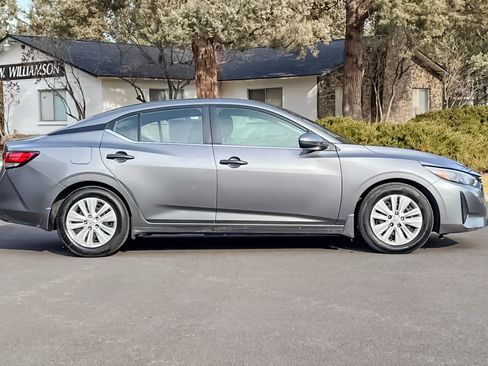 Used 2024 Nissan Sentra S image 3