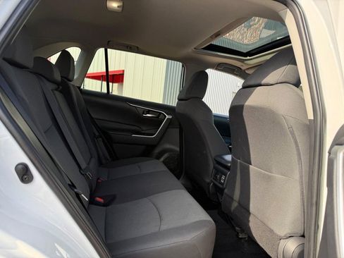 Used 2024 Toyota RAV4 XLE w/ Convenience Package image 12
