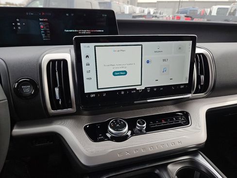 New 2026 Ford Expedition Max Active image 25