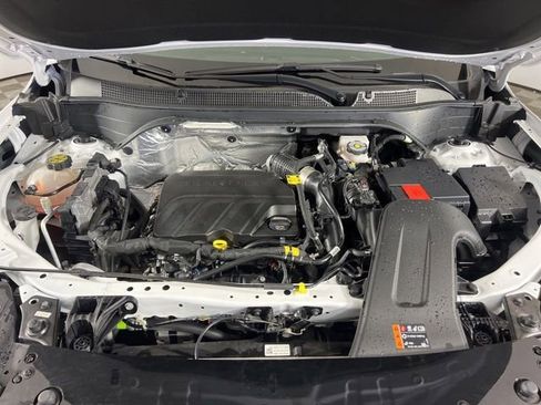 Used 2025 Chevrolet Trax ACTIV w/ Driver Confidence Package image 3