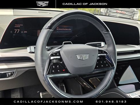 New 2026 Cadillac Vistiq Sport image 8