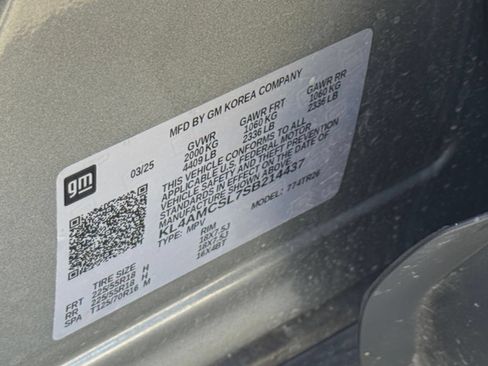 Used 2025 Buick Encore GX Preferred AWD/4WD image 29